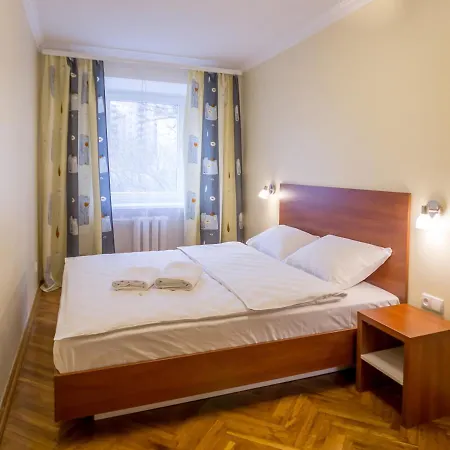 On Leonida Pervomais'koho Daire